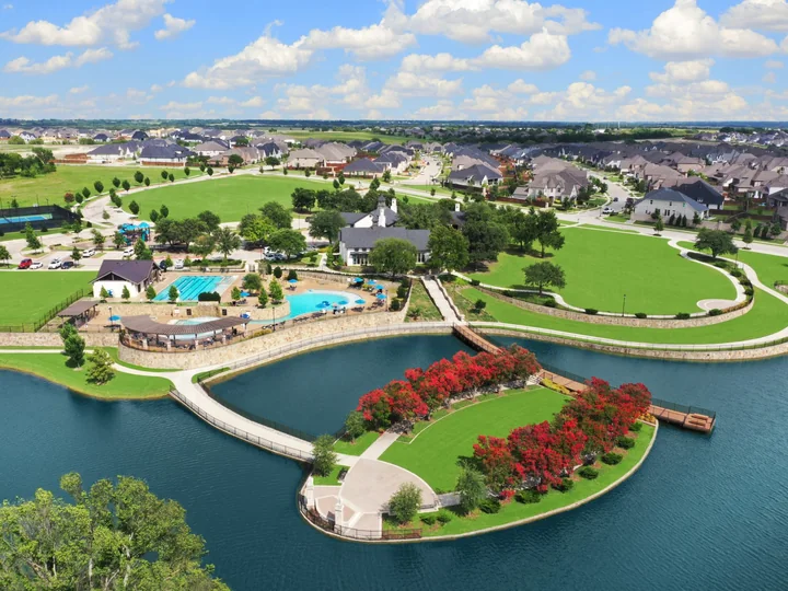 Lake and amenity aerial