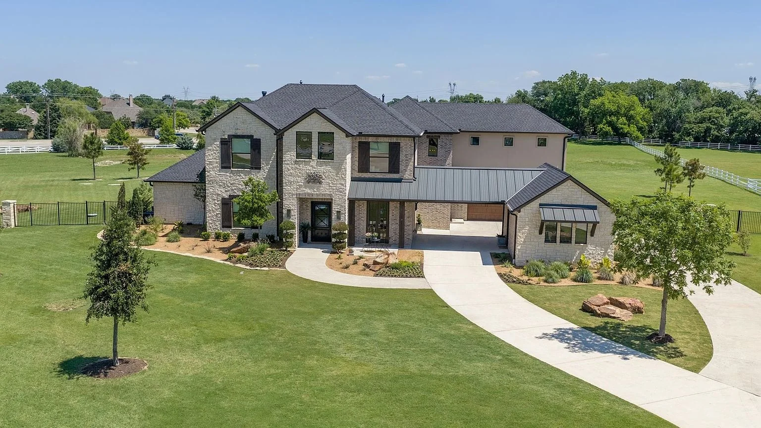 Saddlebrook Way residence
