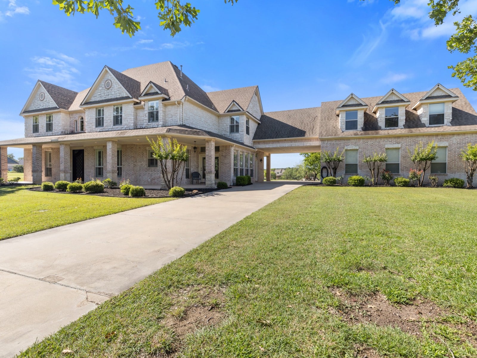 259 King Ranch Court, a residence represented by Allison Gaddy